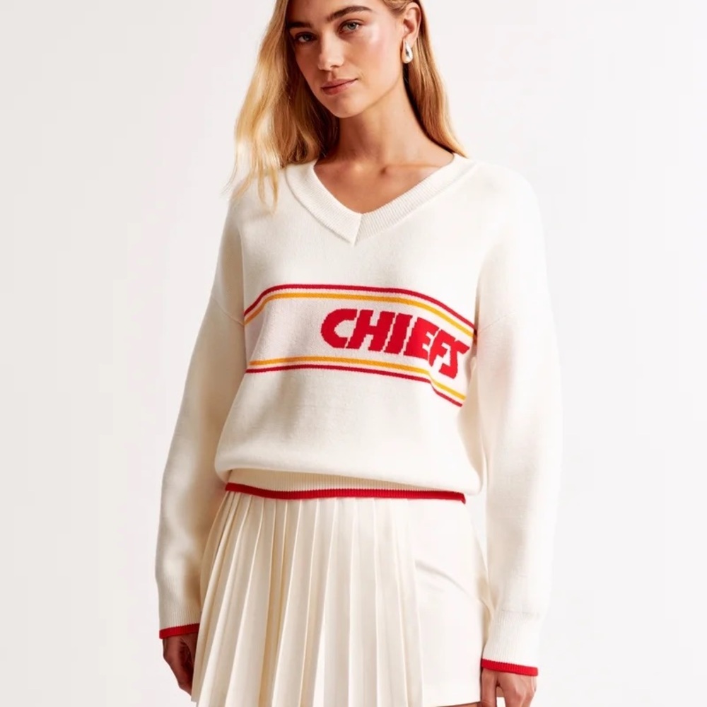 Abercrombie & Fitch Chiefs V-Neck Sweater